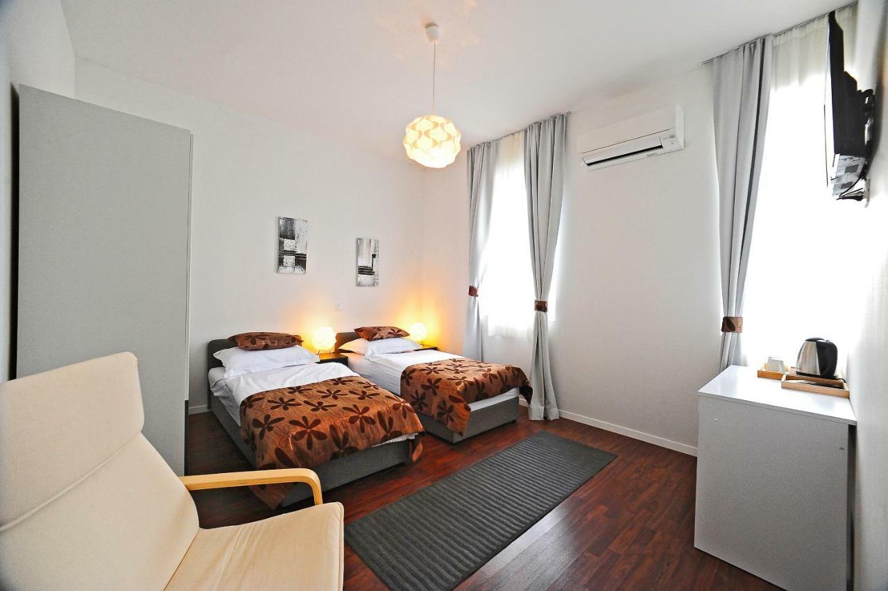 스플리트 발렌티 룸 B&B 외부 사진